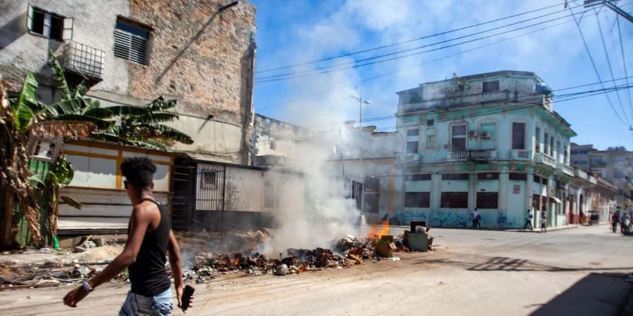 Quema de basura en Cuba: el desastre es total.